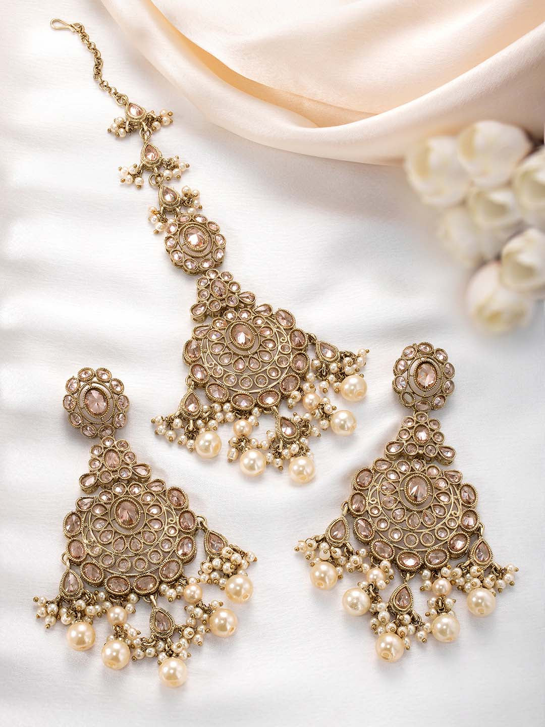 Shimmering Maang Tikka Set