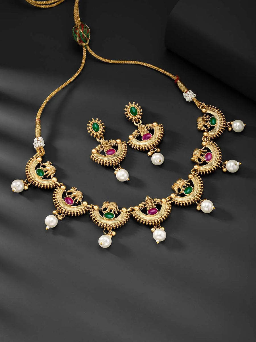 Necklace Set – Elegant & Designer Jewellery Collection | Peora