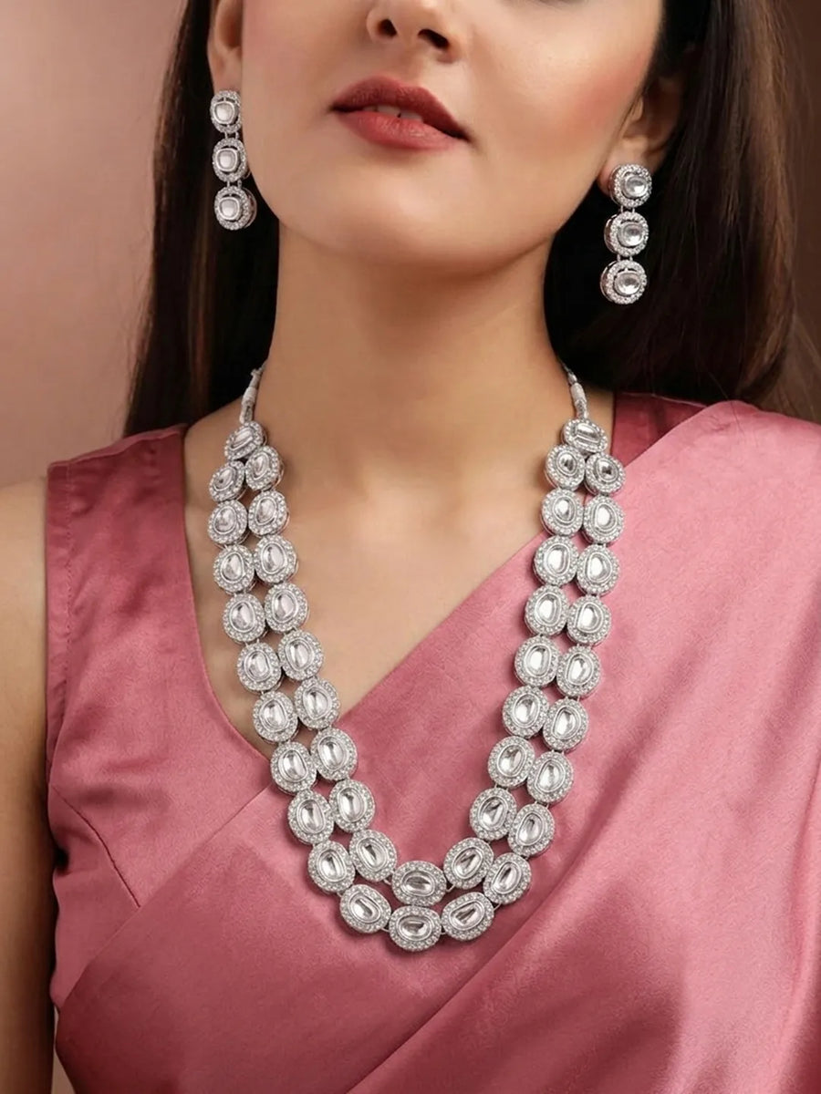 White Vintage Statement Necklace Set