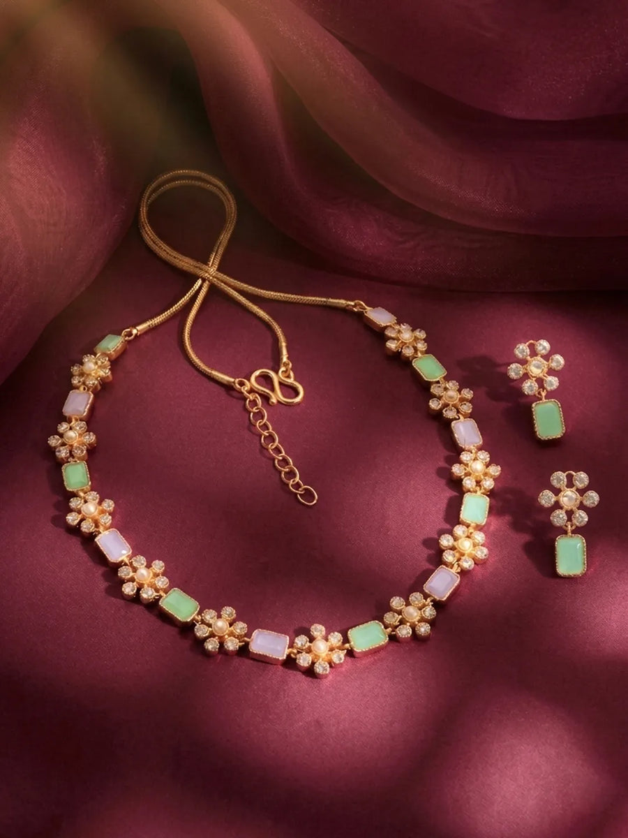 Peora Mint Elegance Necklace Set - Gold