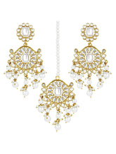 Soft Glow Elegant Maang Tikka Set