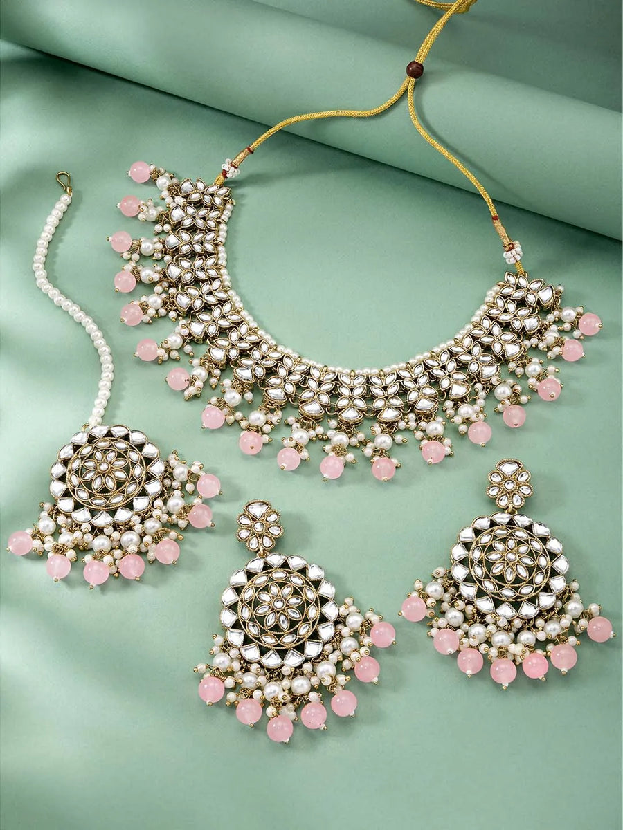 Necklace Set by Peora – Elegant Designs for Every Occasion