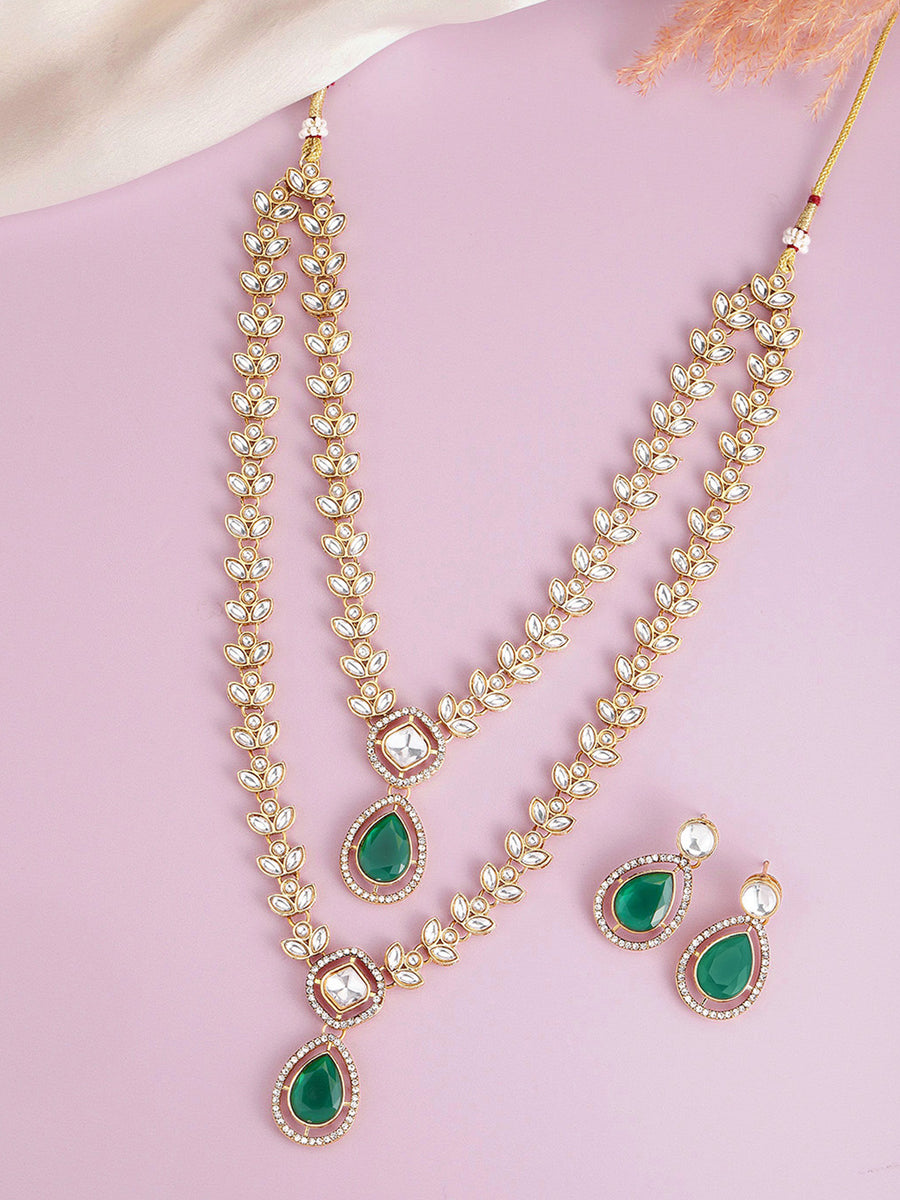 Peora Gold Kundan Necklace Set With Green Drops