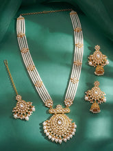 Peora Shahi Pearl Necklace Set - Gold