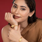 Minimalistic Traditional Floral Bangle
