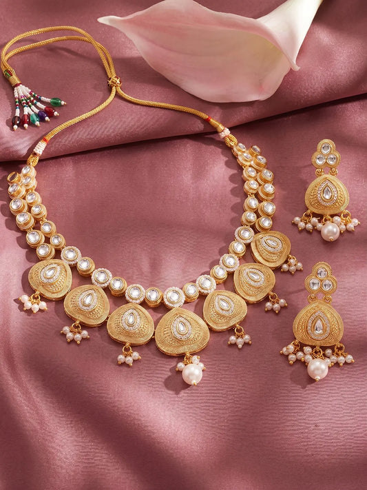 Gold Plated Regal Teardrop Kundan Set