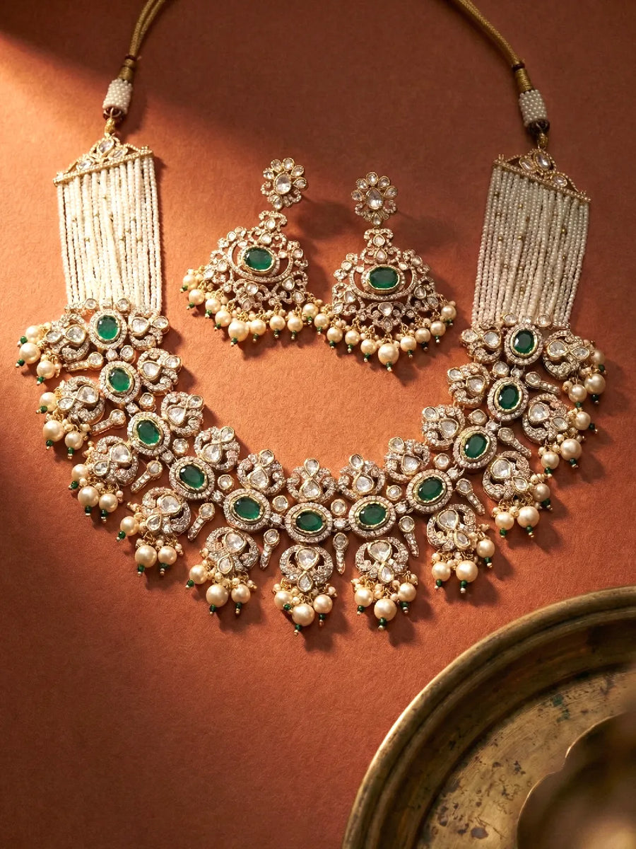 Peora Heritage Kundan Emerald Necklace Set