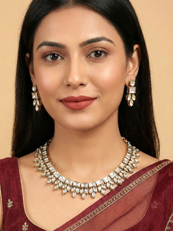 Peora Polki KundanTeardrop Necklace Set