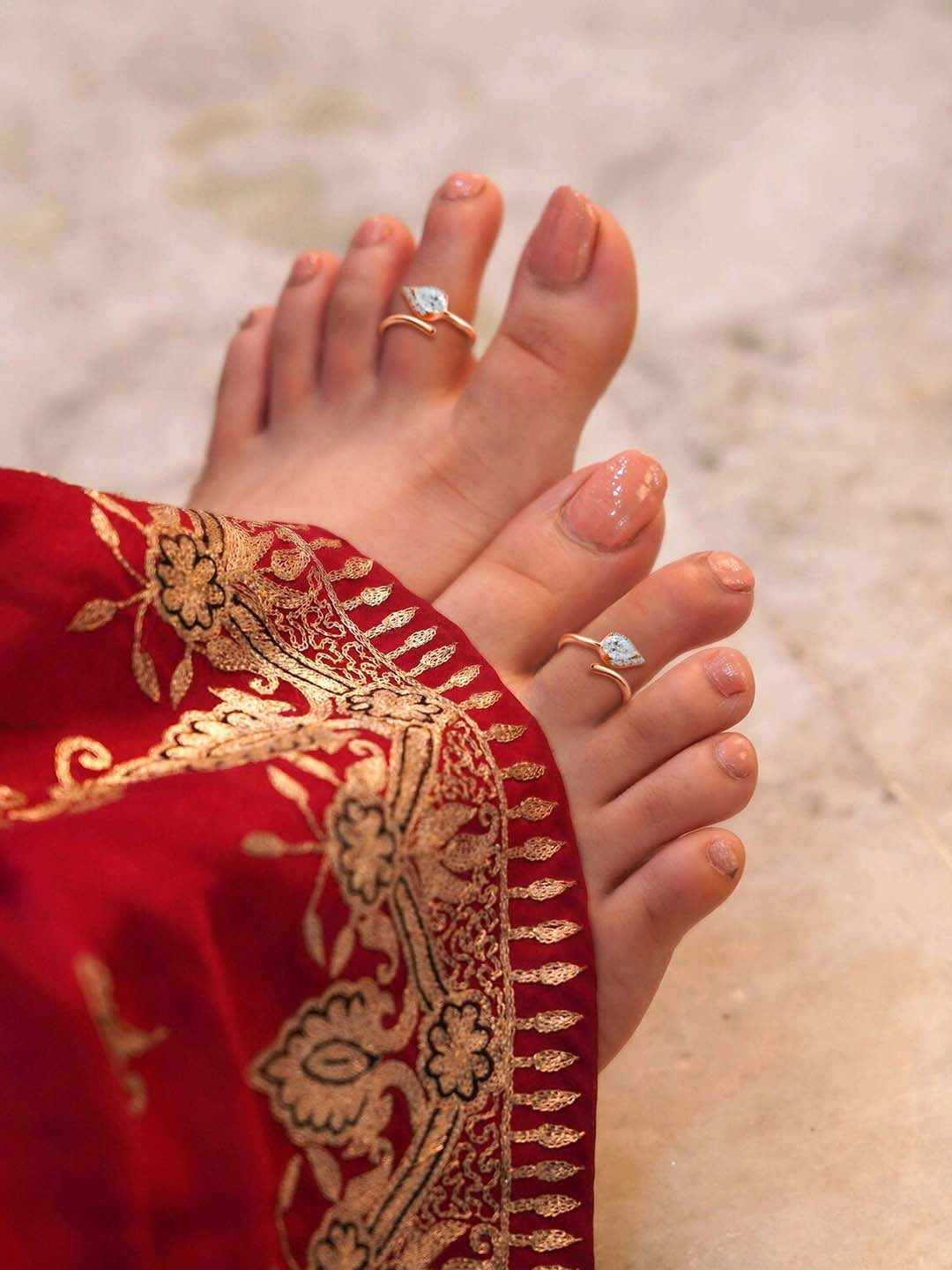 Delicate CZ Toe Rings