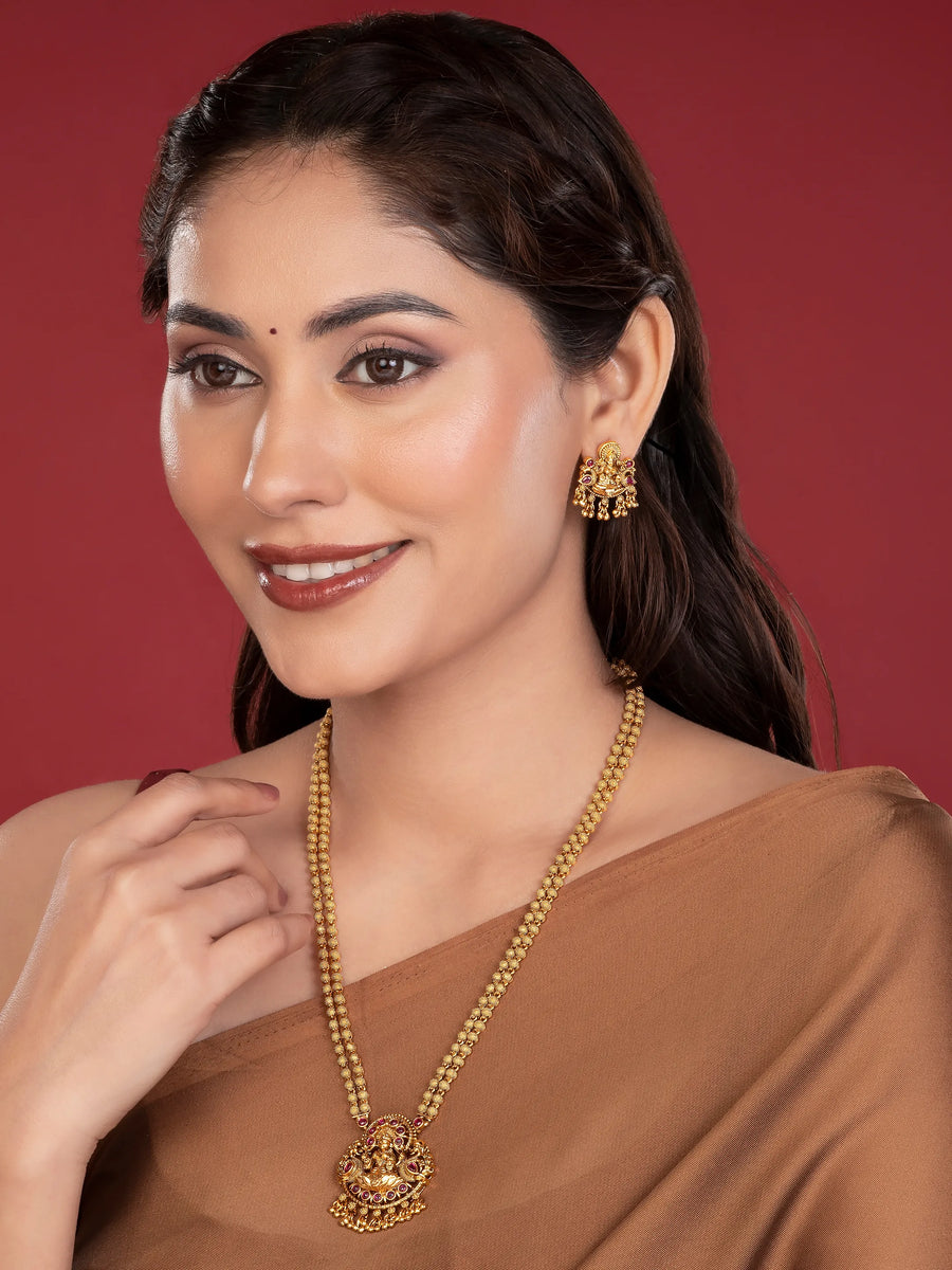 Traditional Temple Pendant Necklace Set