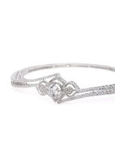 Elegant Crown Style Kada Bracelet - Silver