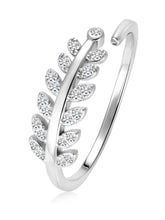 Enchanting Leafy Starlight Ring