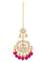 Majestic Glow Earring and Maangtikka. Pair of earrings & Maangtikka, with gold plating, kundan, pink beads along with pearls. Buy best selling jewellery from Peora.
