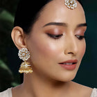 Graceful Jhumki Pearl Kundan Tikka Set