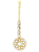 Graceful Jhumki Pearl Kundan Tikka Set