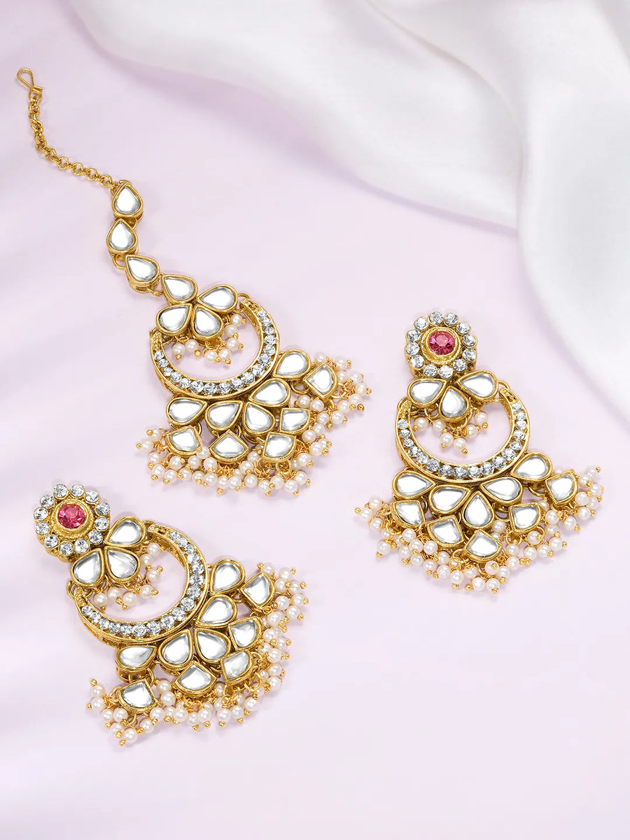 Graceful Chandbali Kundan Maangtikka