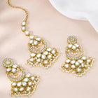 Graceful Lustrous Maang Tikka Set - White