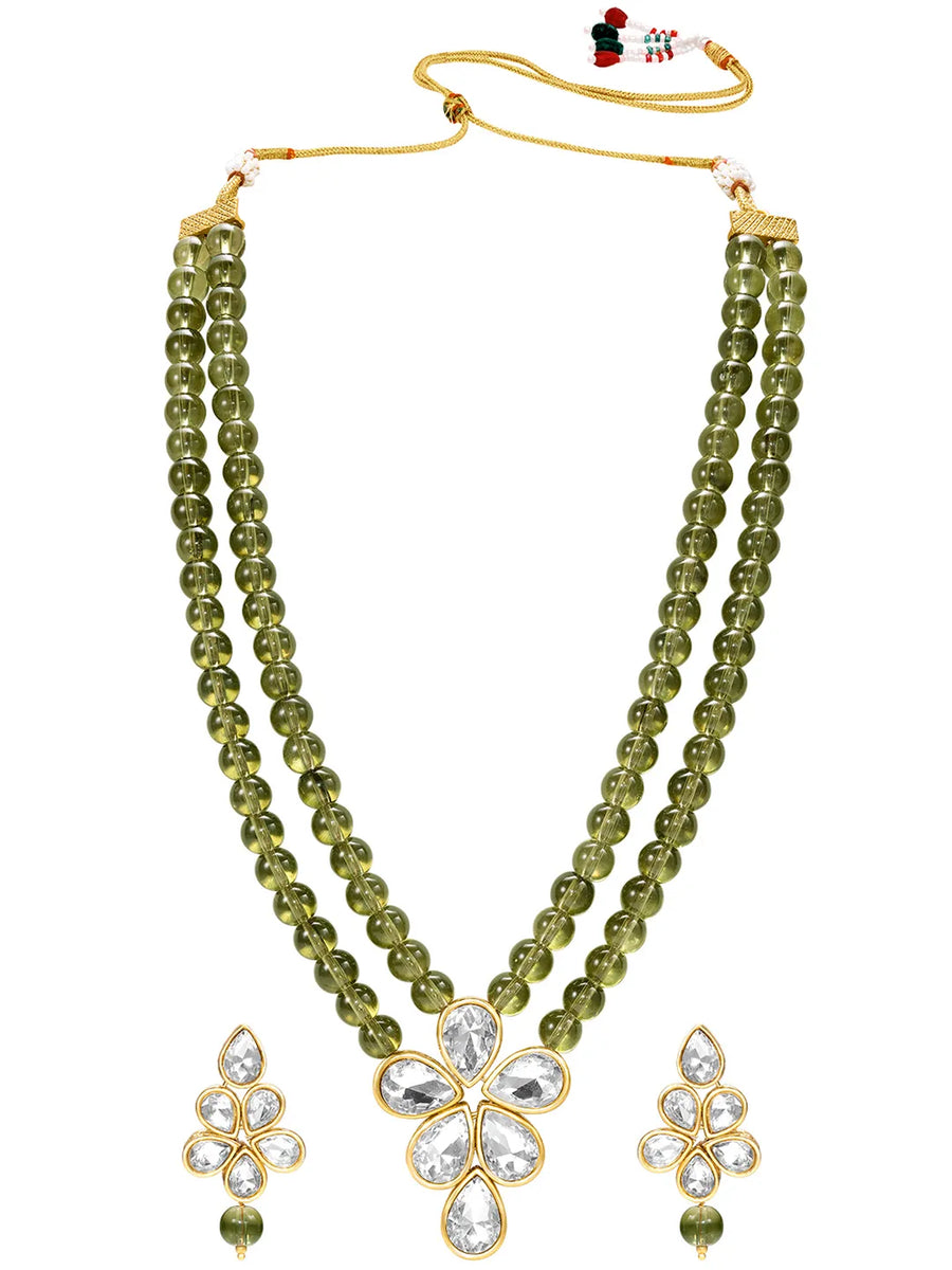 Peora Festive Green Kundan Floral Necklace Set