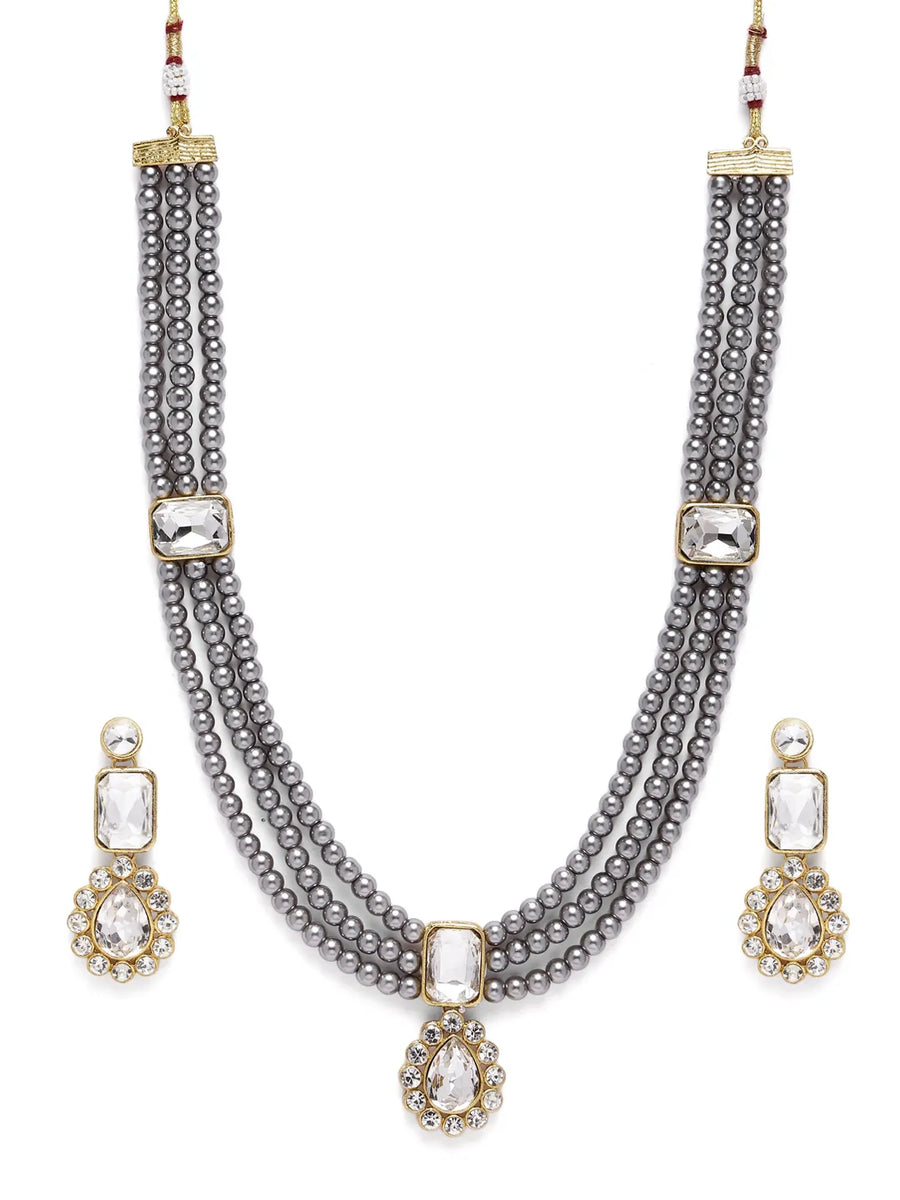 Gracefully Layered Kundan Necklace Set