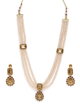 Gracefully Layered Kundan Necklace Set