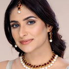 Scarlet Petals Elegant Choker Set