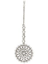 Pearl Perfection Maangtikka Set. Silver-plated round Kundan earrings and maang tikka with pearl detailing.