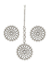 Pearl Perfection Maangtikka Set. Silver-plated round Kundan earrings and maang tikka with pearl detailing.