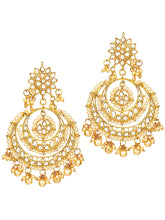 Radiance Kundan Pearl Maangtikka Set. Gold-plated chandbali-style earrings & Maangtikka with pearls and kundan.