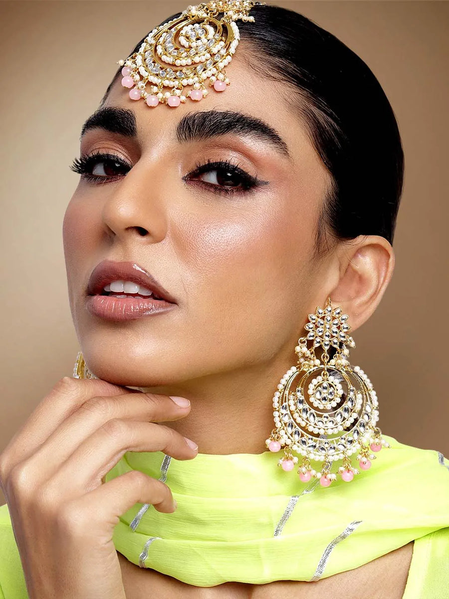 Kundan Pearl Maangtikka – Elegant Bridal Forehead Jewellery | Peora

