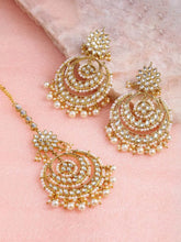 Kundan Pearl Maangtikka – Elegant Bridal Forehead Jewellery | Peora

