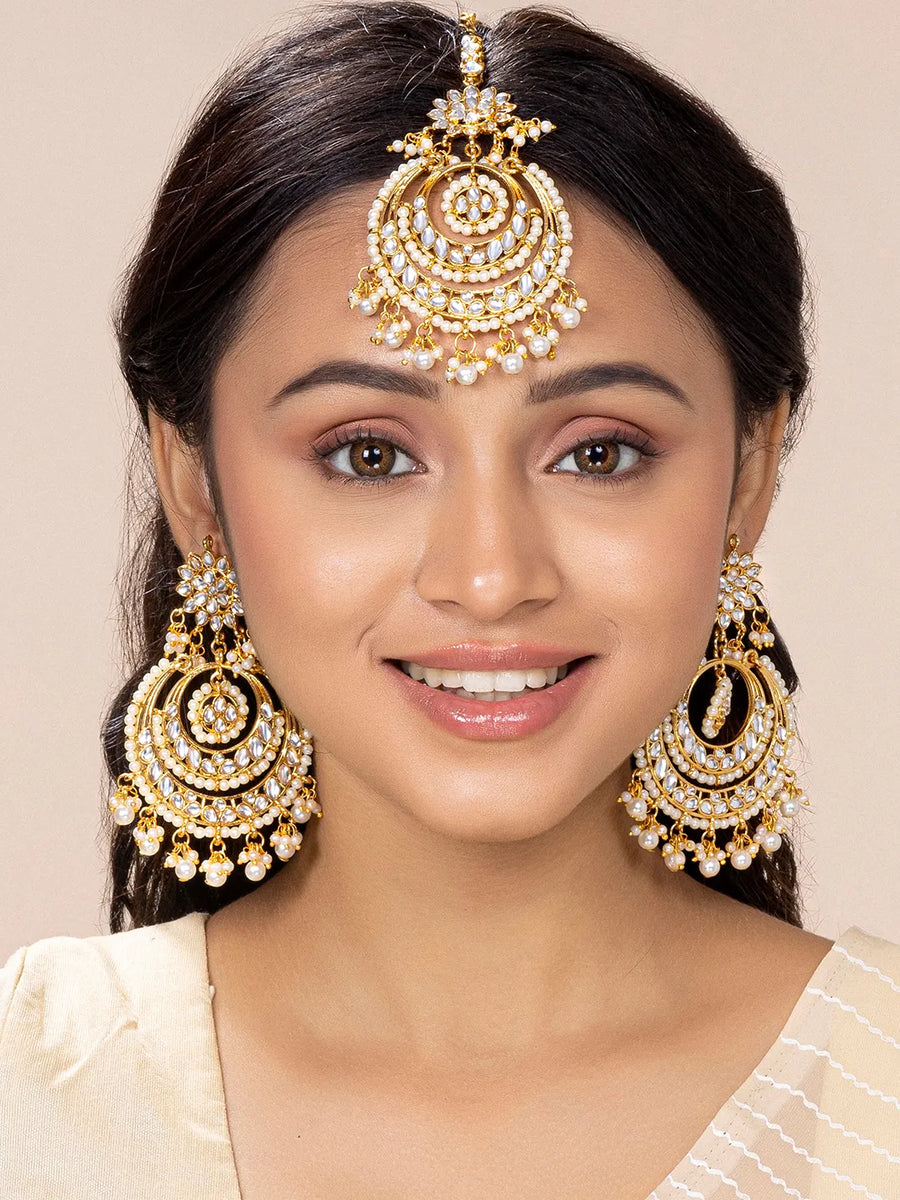 Royal Radiance Kundan Pearl Maangtikka Earring Set - White