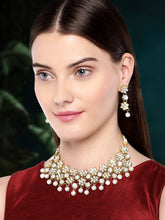 Floral Elegance Kundan Pearl Maangtikka Necklace Set