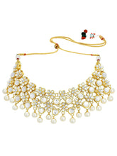 Floral Elegance Kundan Pearl Maangtikka Necklace Set