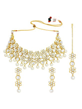 Floral Elegance Kundan Pearl Maangtikka Necklace Set