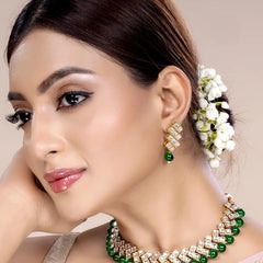 Radiant Kundan Pendant Necklace Set
