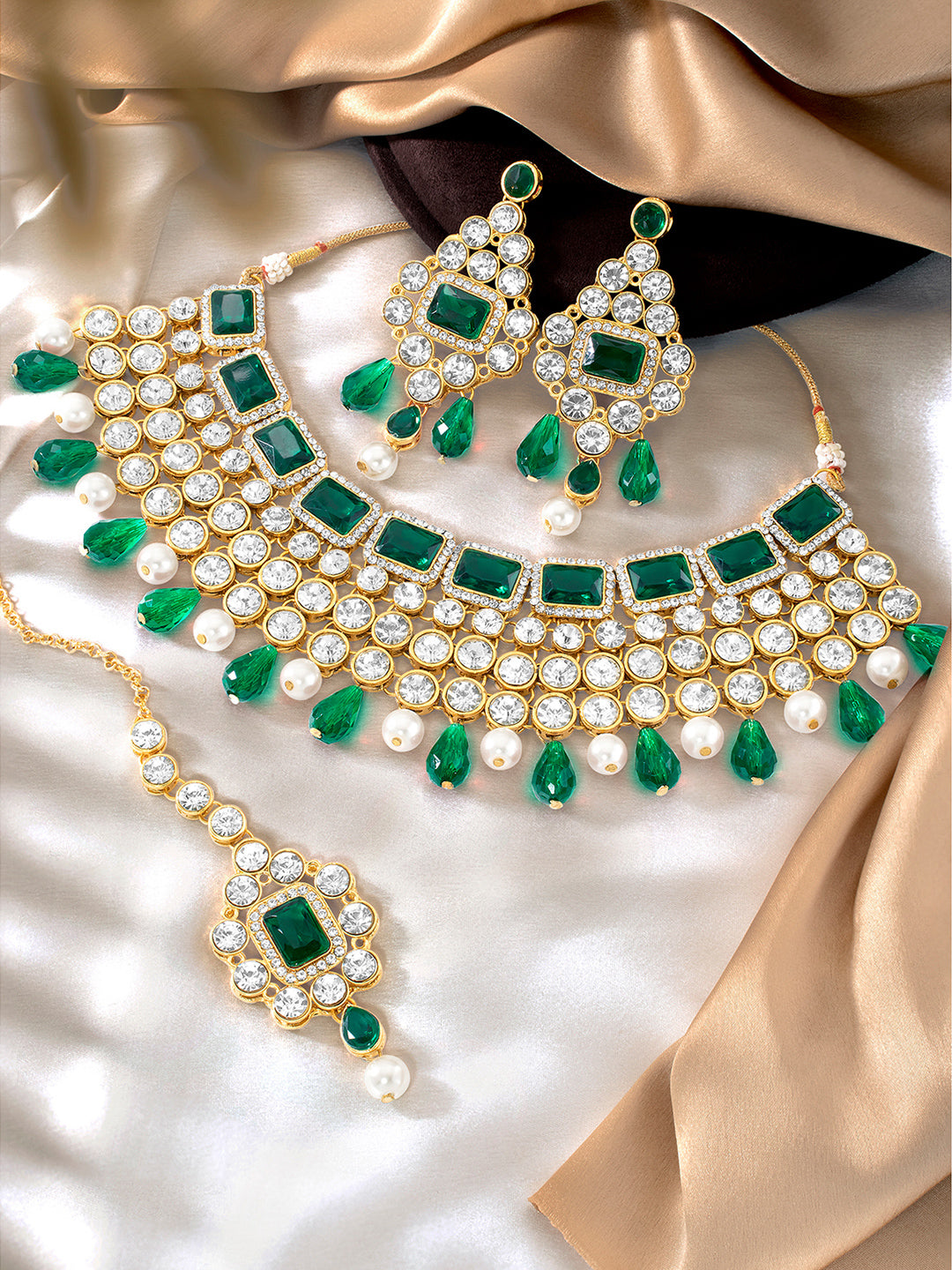 Royal Radiance Choker Set with Green Crystal