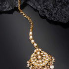 Kundan Pearl Maangtikka – Graceful Bridal Forehead Jewellery | Peora

