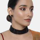 Classic Pearl Beaded Choker & Earrings - Black