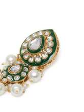 Pearled Petals Kundan Wedding Set. Gold and green Kundan necklace set with pearls, matching earrings, and maang tikka ideal for festive and traditional wear.