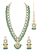 Nature's Glisten Green Necklace Set