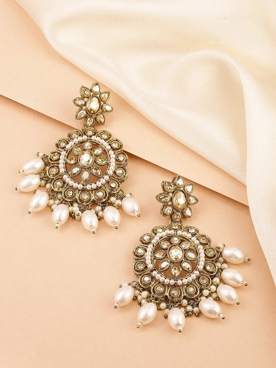 Pearl Crystal Bloom Maangtikka Set - Champagne