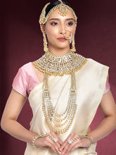 Elegance Embodied Kundan Pearl Bridal Set