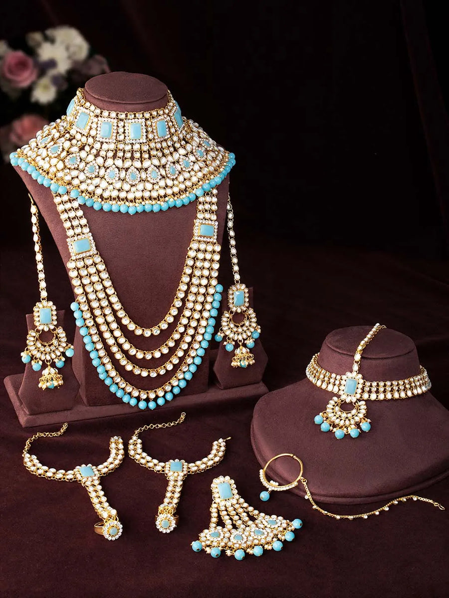 Bridal Jewellery Ensemble by Peora | Graceful Elegance for Brides