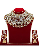 Elegance Embodied Kundan Pearl Bridal Set