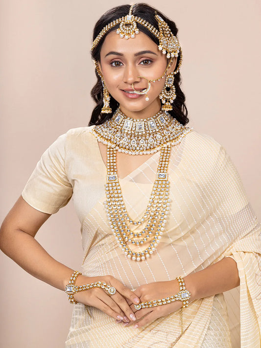 Bridal Jewellery Ensemble by Peora | Graceful Elegance for Brides