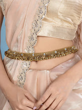 Luxe Whispers Exquisite Waist Chain - Gold