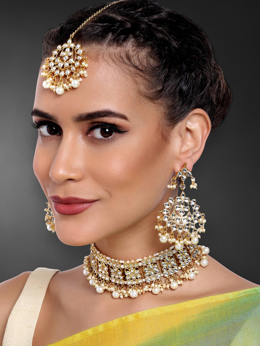 Pearl Essence Kundan Choker Set with Maangtikka