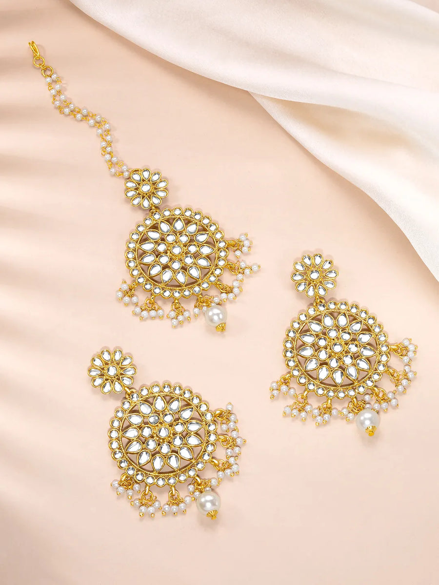 Regal Kundan Lariya Maangtikka Set