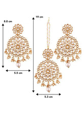 Regal Kundan Lariya Maangtikka Set. Pair of earrings & Maangtikka with kundan & beads. Best for festive & ethnic occasions.