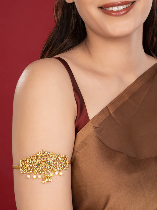 Intricate Filigree Armlet Design